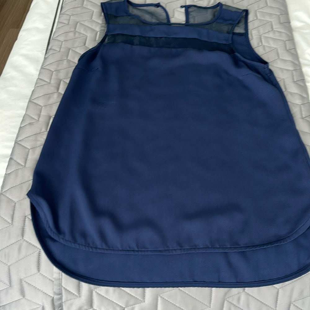 Blue top